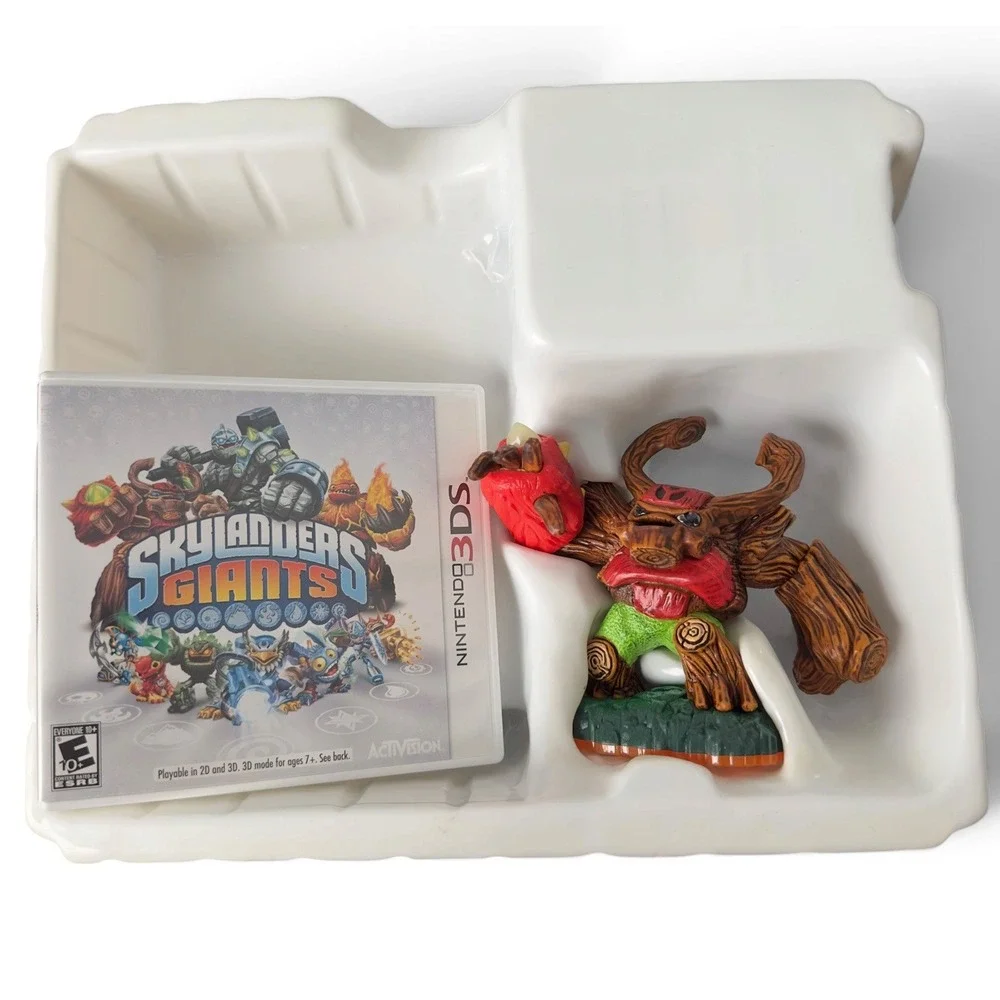 Skylanders Giants Portal Owners Pack Nintendo 3DS Tree Rex Figure